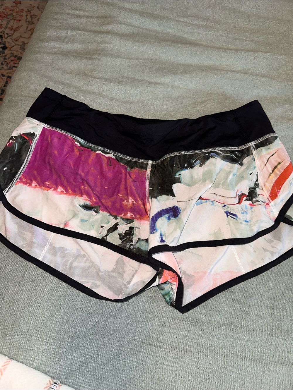 Lululemon Low Rise Speed Short - Picture 3 of 8